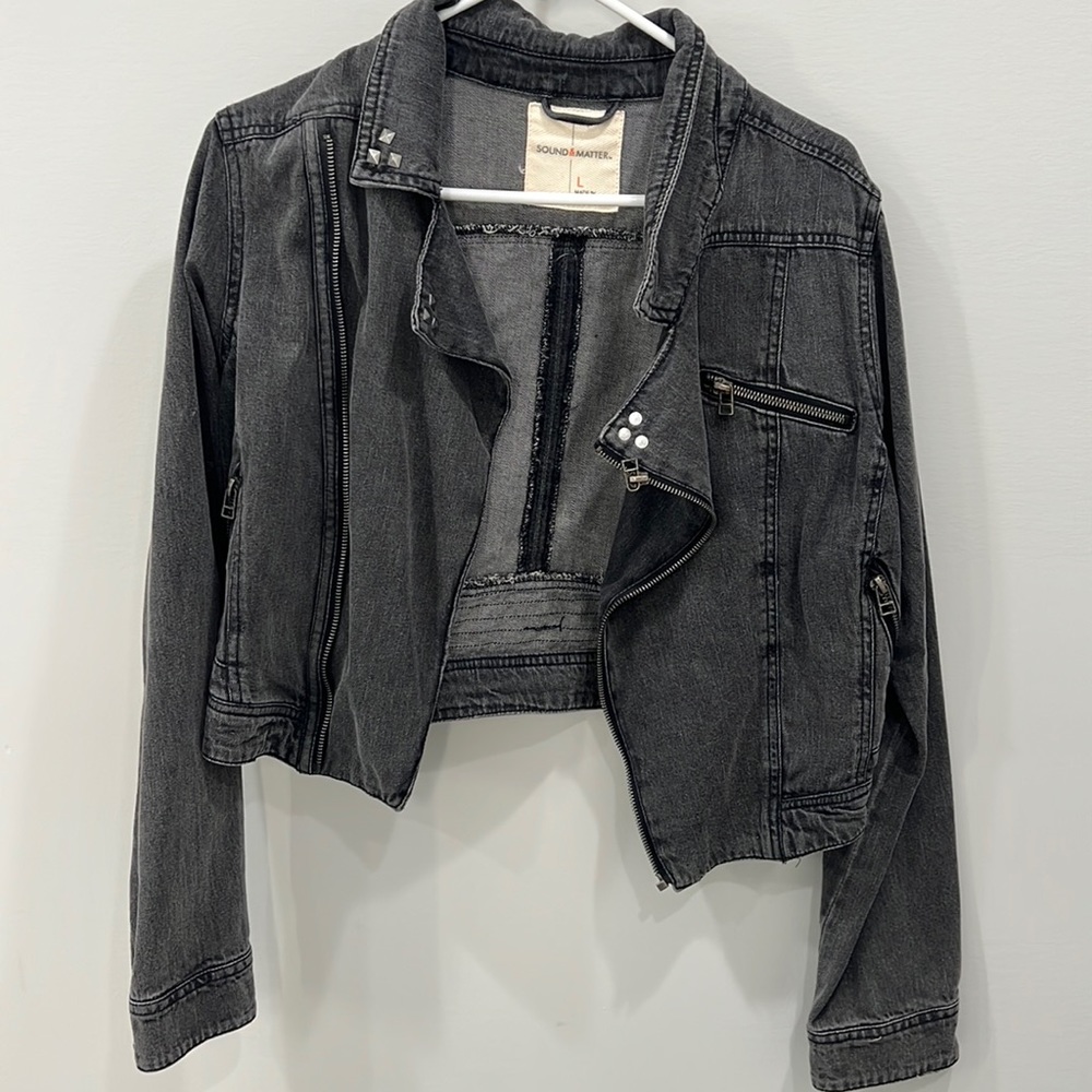 Women's cropped jacket with silver studs on collar